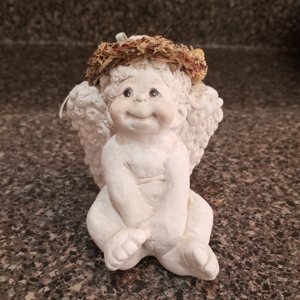 Baby angel figurine
